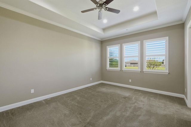 120 W Vienna DR, Hutto, TX 78634