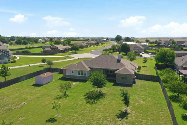 120 W Vienna DR, Hutto, TX 78634