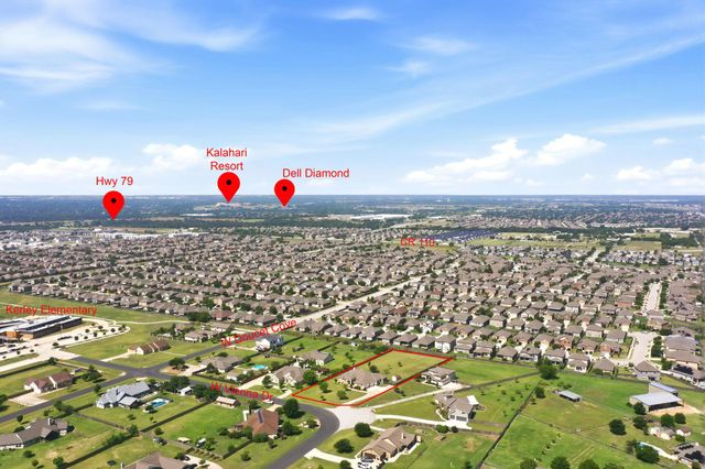 120 W Vienna DR, Hutto, TX 78634