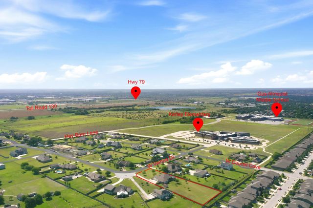 120 W Vienna DR, Hutto, TX 78634