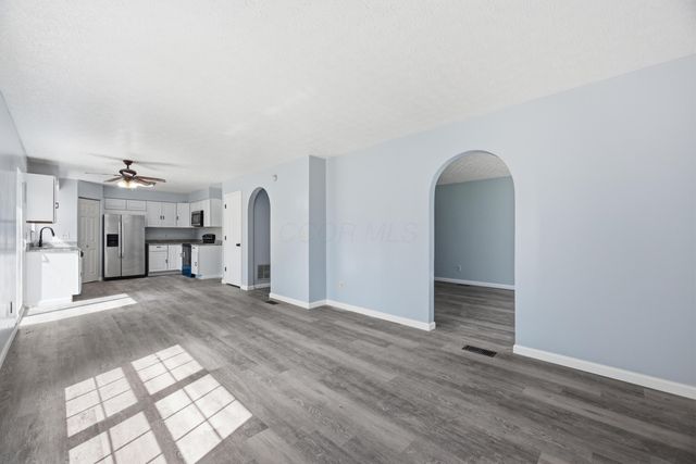 1380 Stanwix Court, Columbus, OH 43223