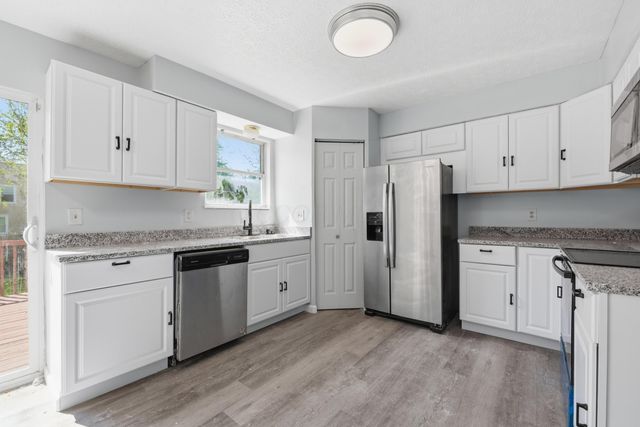 1380 Stanwix Court, Columbus, OH 43223