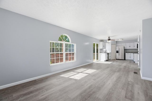 1380 Stanwix Court, Columbus, OH 43223