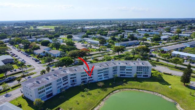 267 Wellington J 267, West Palm Beach, FL 33417