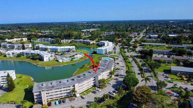 267 Wellington J 267, West Palm Beach, FL 33417