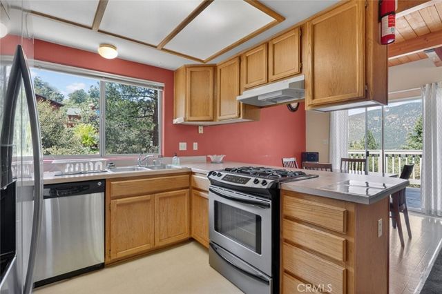 2005 Zermatt Drive, Pine Mountain Club, CA 93222
