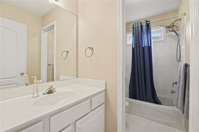 3535 Sentry View Trace, Suwanee, GA 30024