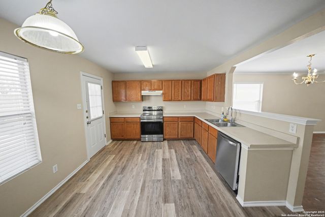 112 STREAM Crossing, Cibolo, TX 78108