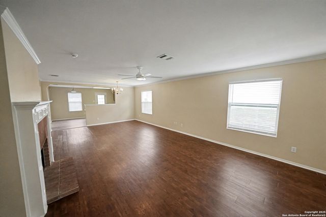 112 STREAM Crossing, Cibolo, TX 78108