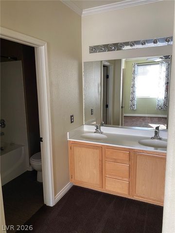 3935 PALM BEACH Street 201, Las Vegas, NV 89129