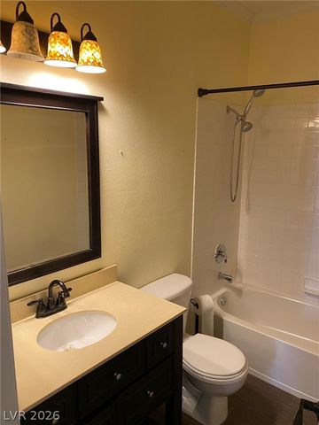 3935 PALM BEACH Street 201, Las Vegas, NV 89129