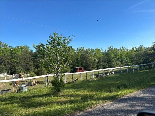 4842 Hatchers Chapel, Claudville, VA 24076