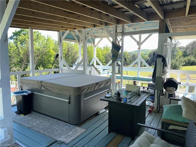 4842 Hatchers Chapel, Claudville, VA 24076