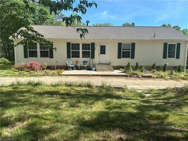 4842 Hatchers Chapel, Claudville, VA 24076