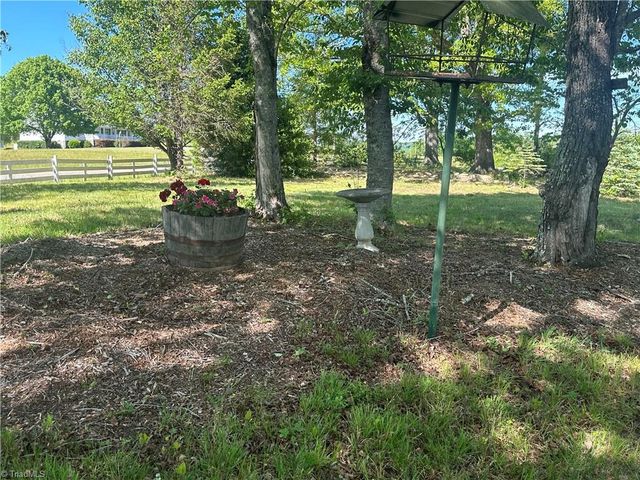 4842 Hatchers Chapel, Claudville, VA 24076