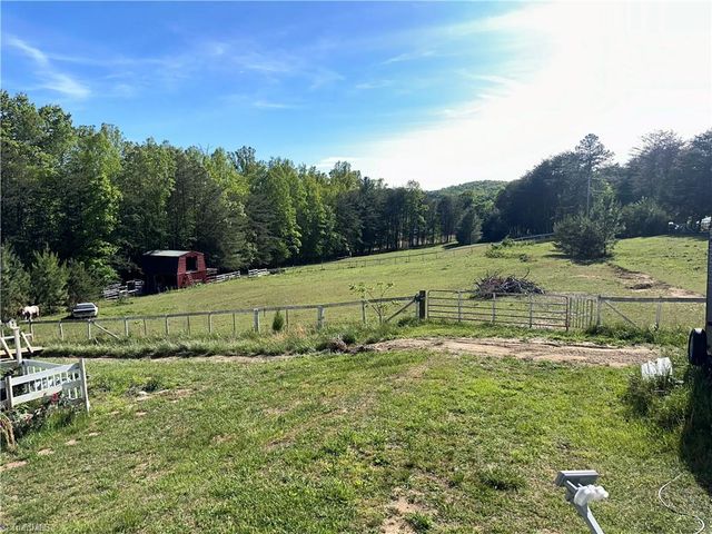 4842 Hatchers Chapel, Claudville, VA 24076
