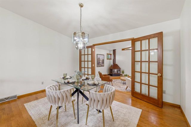 920 S WESTHAVEN DRIVE, Oshkosh, WI 54904