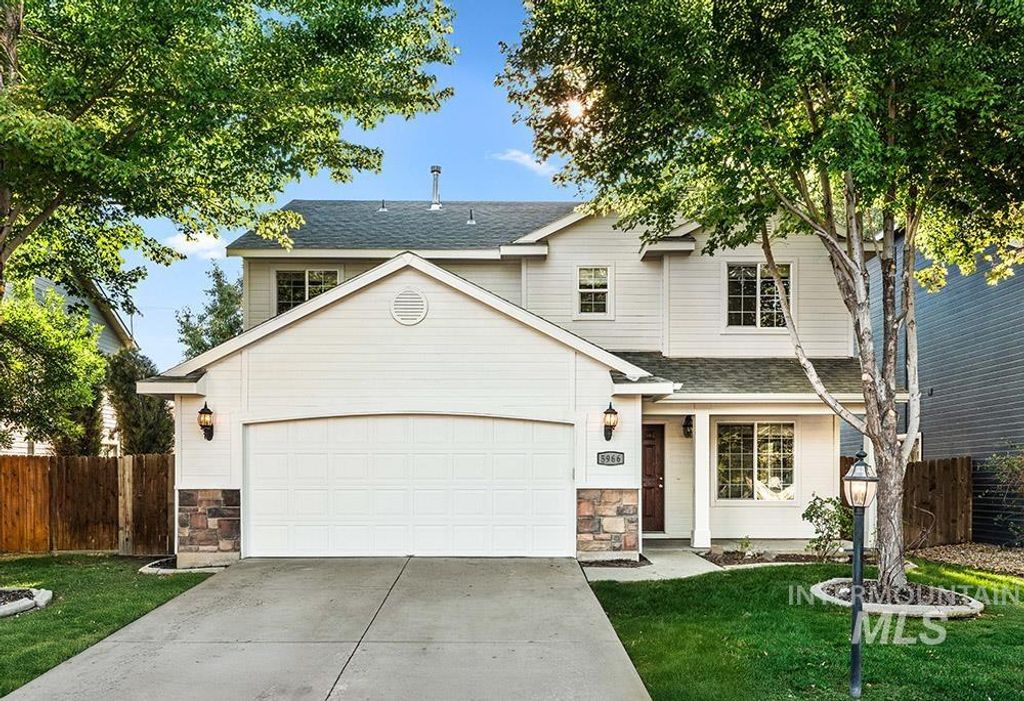 5966 N Silver Maple Ave, Meridian, ID 83646