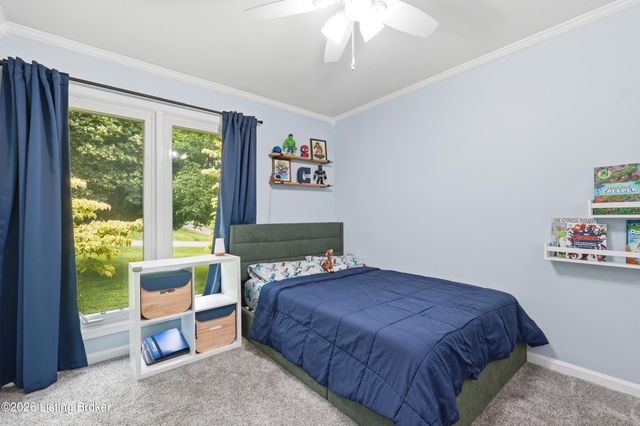 7414 Old Coach Rd, Crestwood, KY 40014
