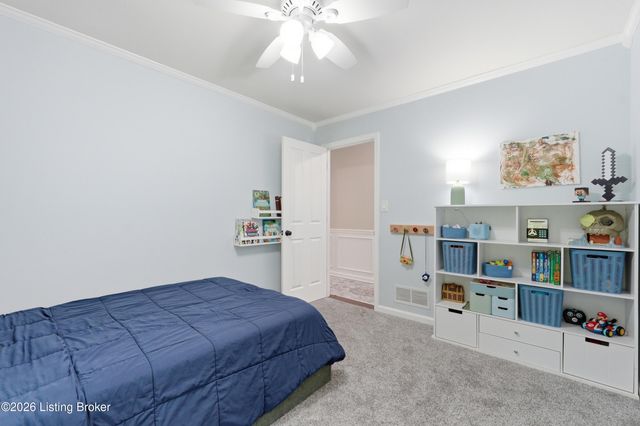 7414 Old Coach Rd, Crestwood, KY 40014