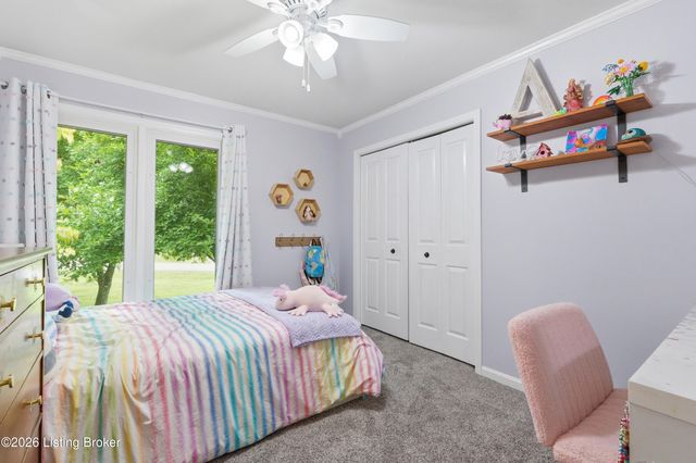 7414 Old Coach Rd, Crestwood, KY 40014
