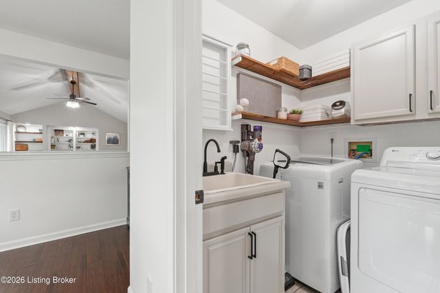 7414 Old Coach Rd, Crestwood, KY 40014
