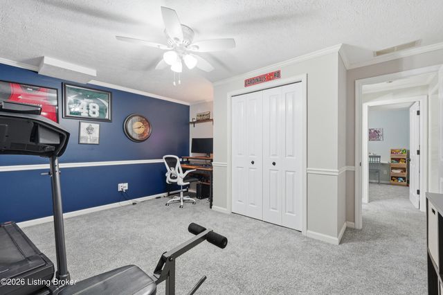 7414 Old Coach Rd, Crestwood, KY 40014
