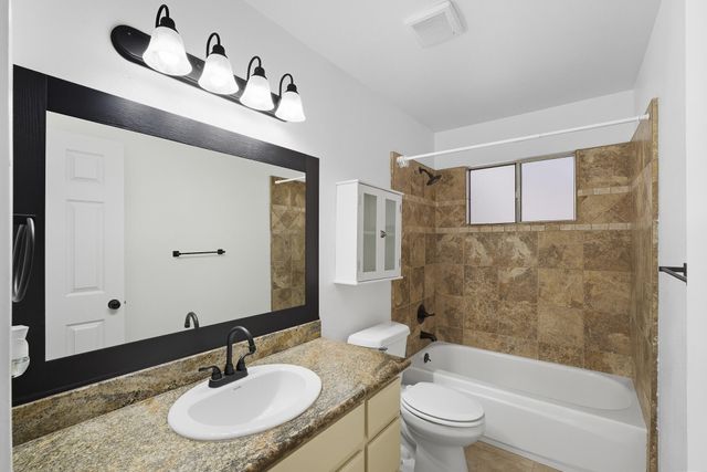 1730 W Grand Avenue, Porterville, CA 93257