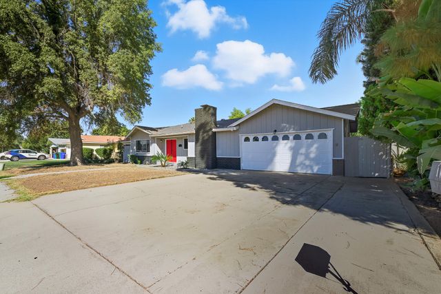 1730 W Grand Avenue, Porterville, CA 93257