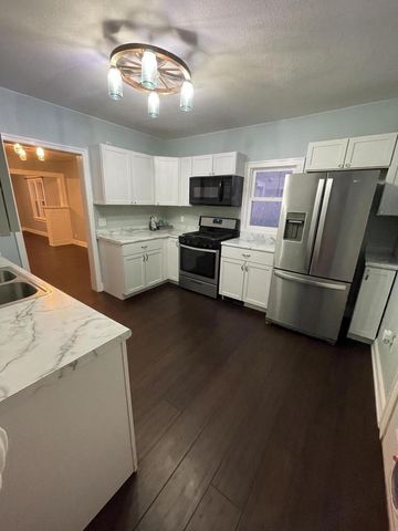 3204 Caledonia STREET, Racine, WI 53402