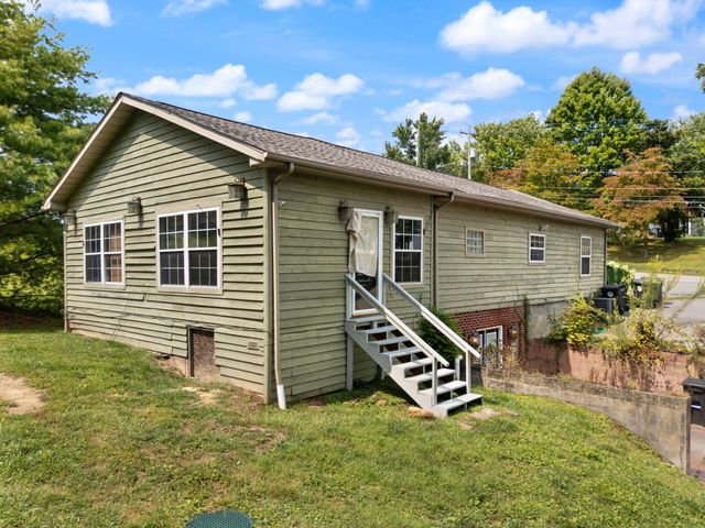 965 Gordon Hill Pike, Corbin, KY 40701