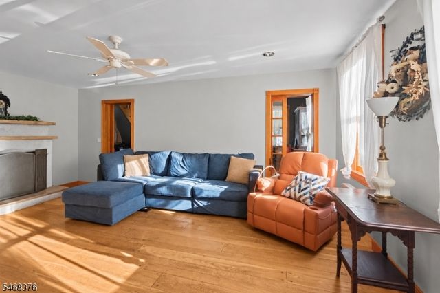 120 Hill St, Midland Park Boro, NJ 07432
