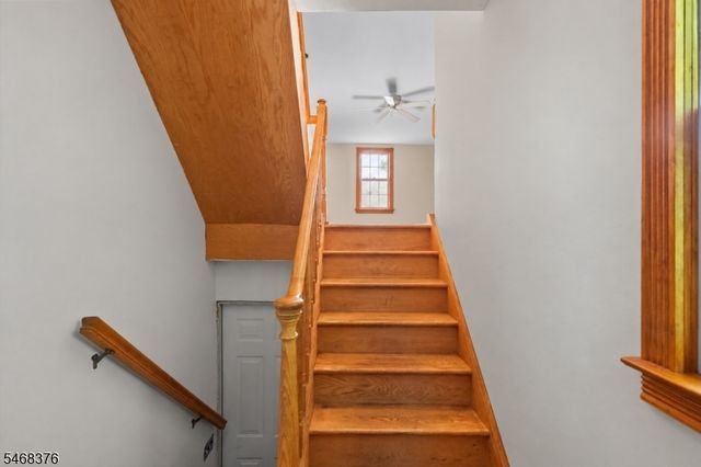 120 Hill St, Midland Park Boro, NJ 07432