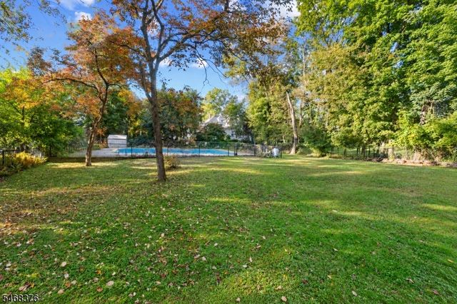 120 Hill St, Midland Park Boro, NJ 07432