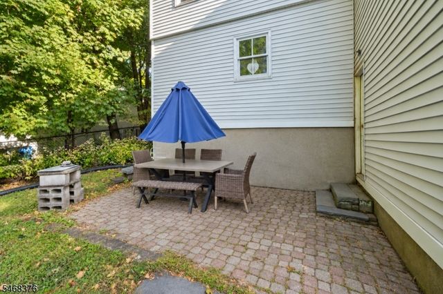 120 Hill St, Midland Park Boro, NJ 07432
