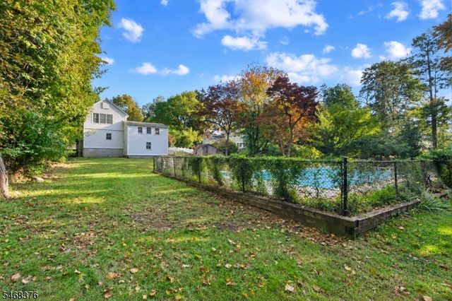 120 Hill St, Midland Park Boro, NJ 07432