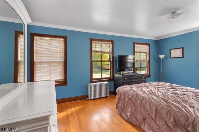 120 Hill St, Midland Park Boro, NJ 07432