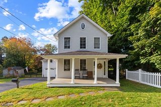120 Hill St, Midland Park Boro, NJ 07432