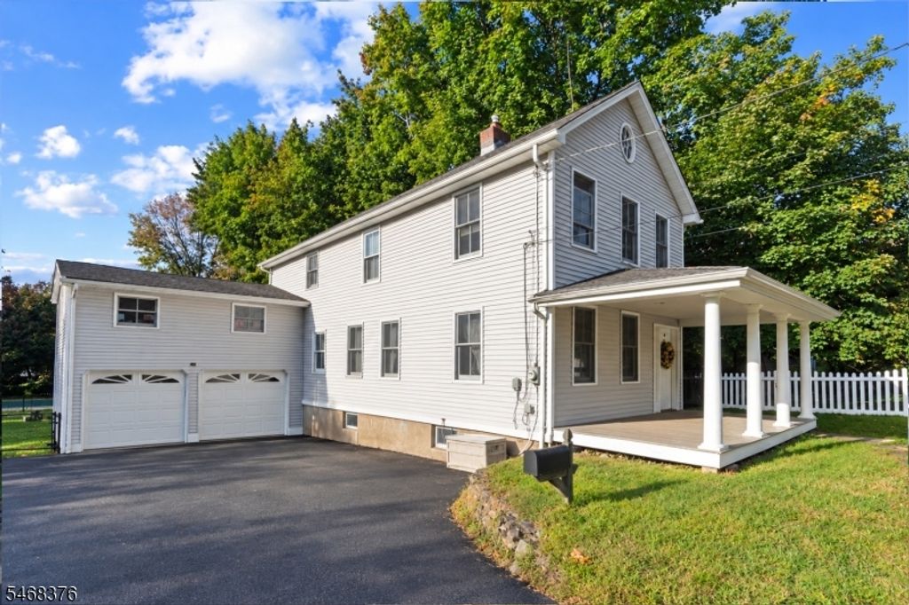 120 Hill St, Midland Park Boro, NJ 07432 — photo 3