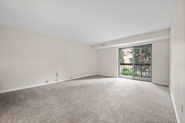 1500 COCHRAN RD. 614, Scott Twp, PA 15243