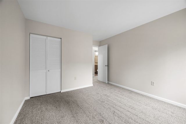 1500 COCHRAN RD. 614, Scott Twp, PA 15243