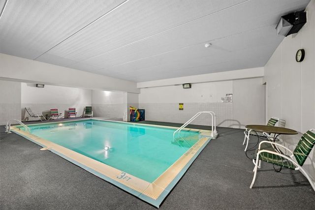 1500 COCHRAN RD. 614, Scott Twp, PA 15243