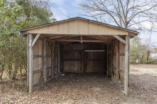 303 Graves Street, Selma, NC 27576