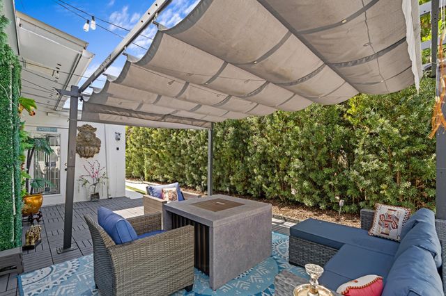 3705 NE 16th Avenue, Oakland Park, FL 33334