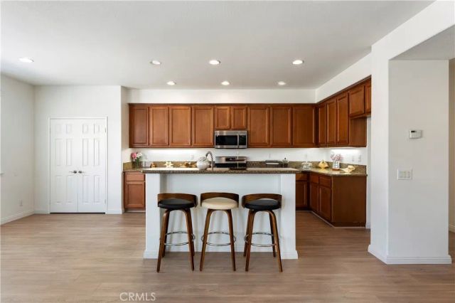 12842 Clemson, Eastvale, CA 92880