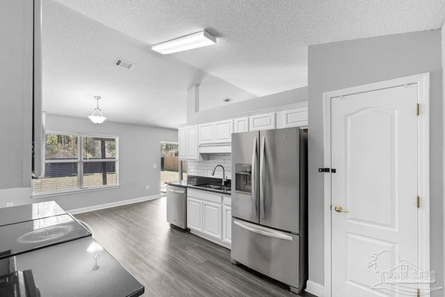 1068 Joaquin Dr, Pensacola, FL 32506