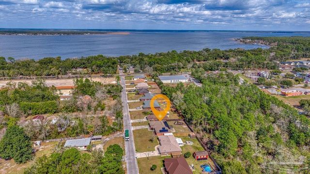 1068 Joaquin Dr, Pensacola, FL 32506
