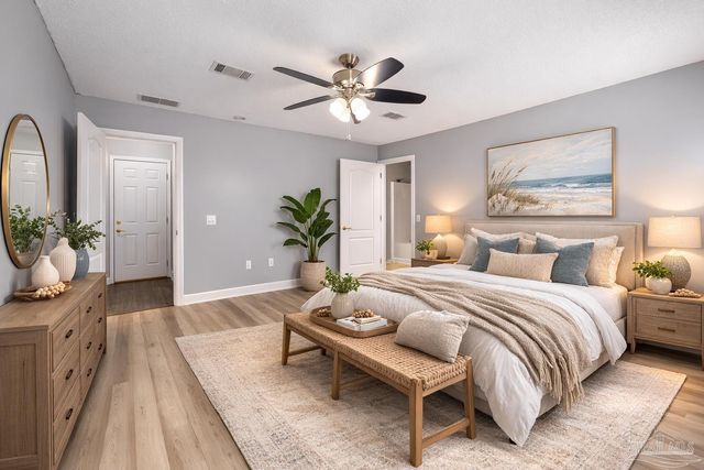 1068 Joaquin Dr, Pensacola, FL 32506