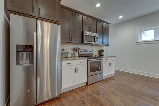 3219B Lincoln Ave, Nashville, TN 37218