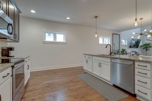 3219B Lincoln Ave, Nashville, TN 37218